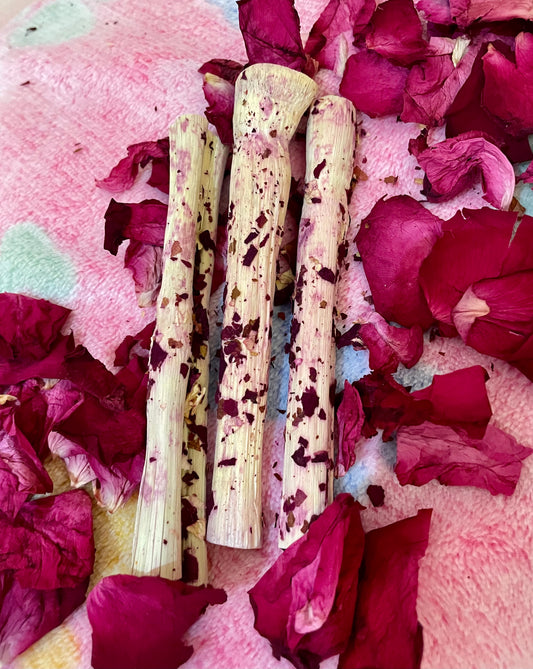 Bâtonnets à gruger en bambou - banane et rose