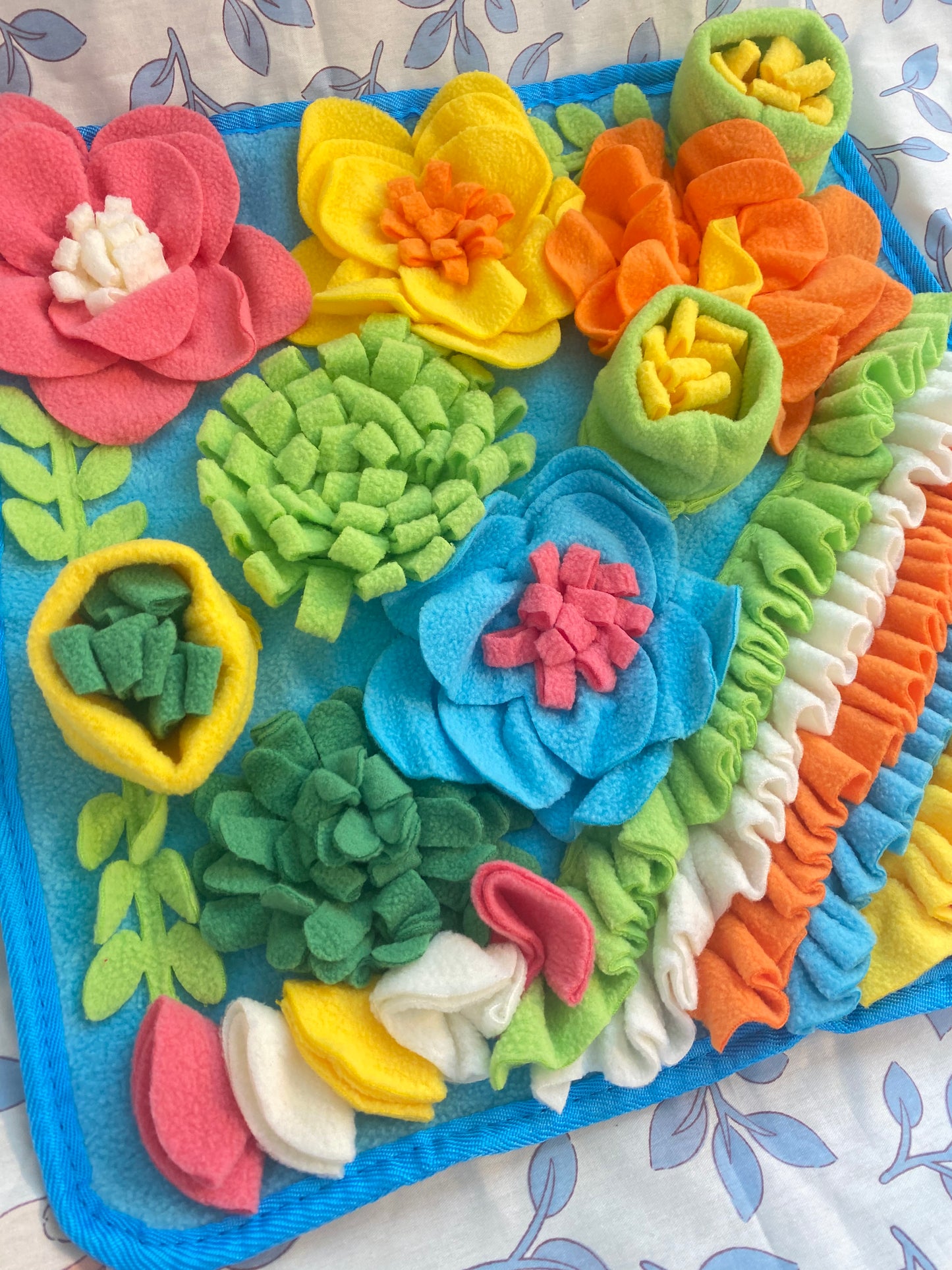Fun Floral Mat - snuffle mat, foraging enrichment