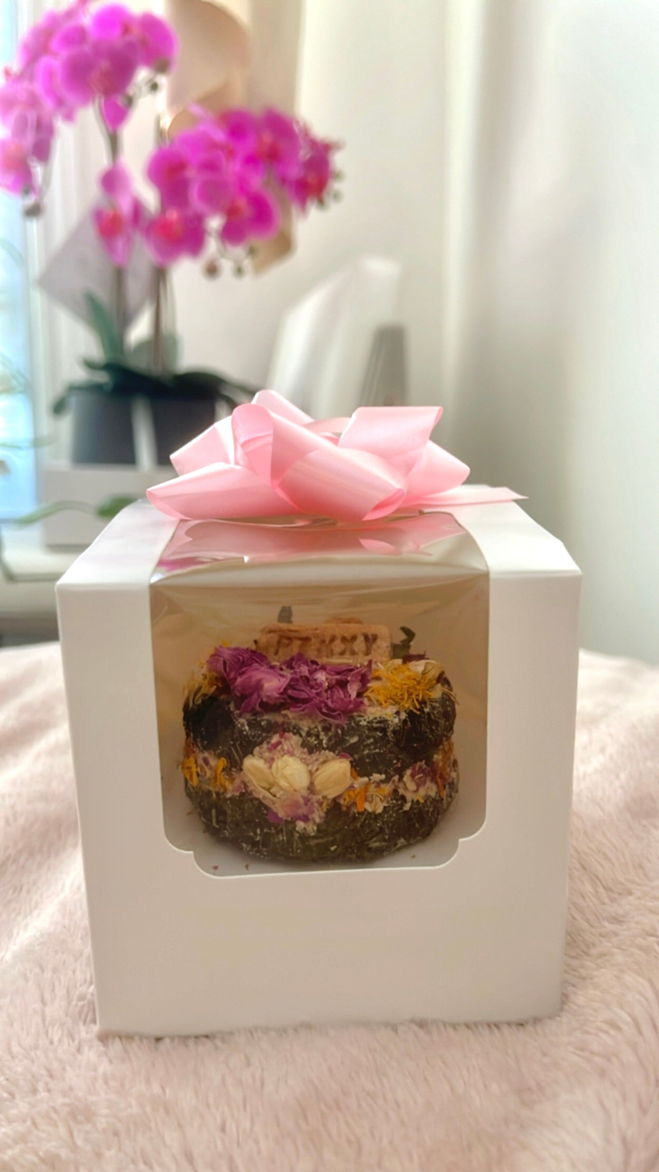 Gâteau d’anniversaire / jour d’adoption personnalisé 100% naturel
