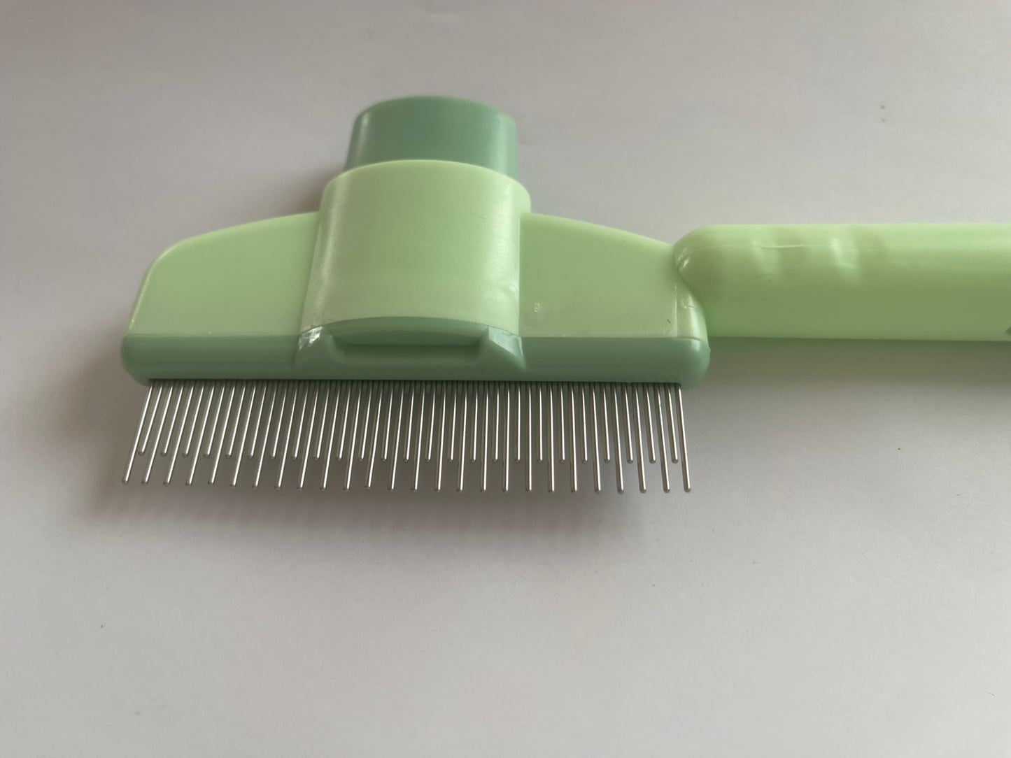 Peigne de Luxe Auto-Nettoyant pour Lapin