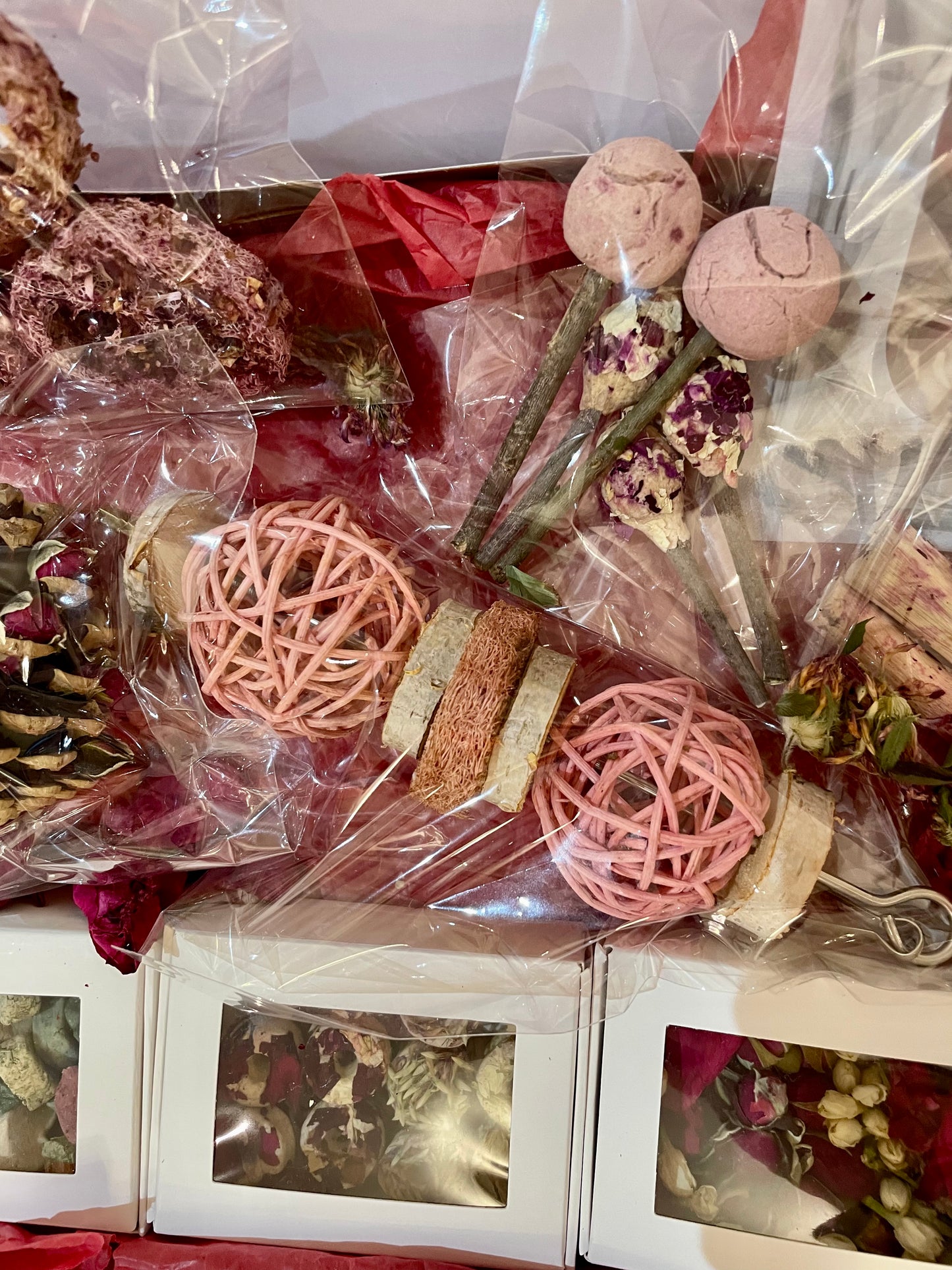 Cupid's Gift Box 💗