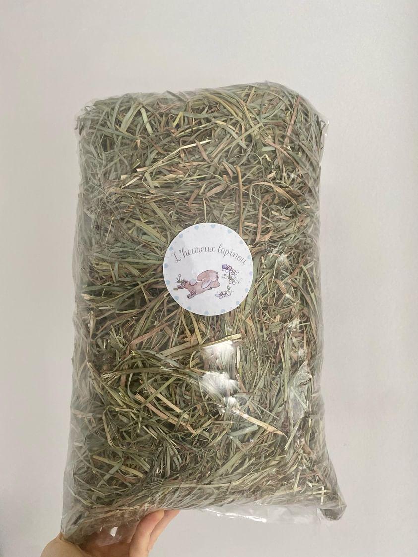 2024. Organic tender Timothy Hay - product of Quebec
