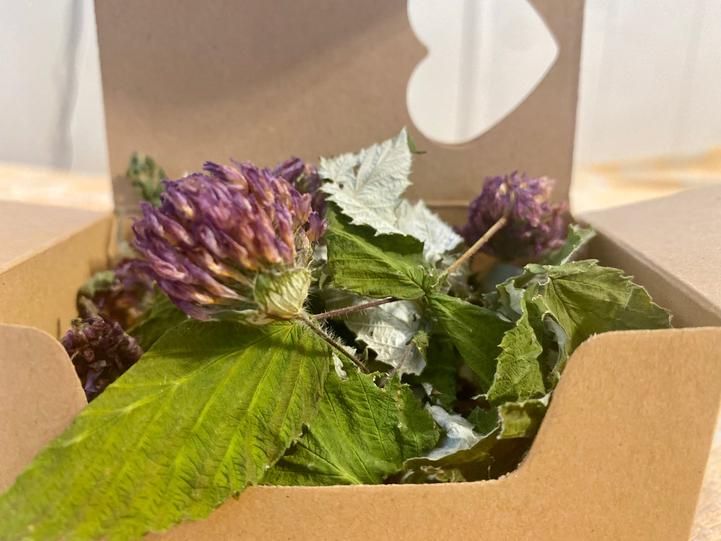 Wild summer - 100% edible forage box