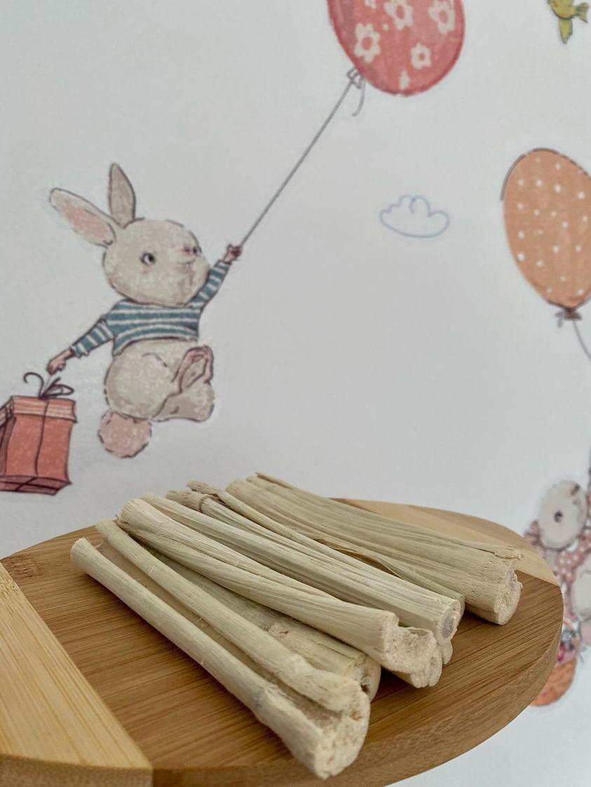 Natural bamboo sticks