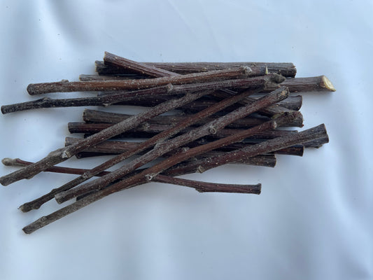 Natural apple twigs - product of Quebec