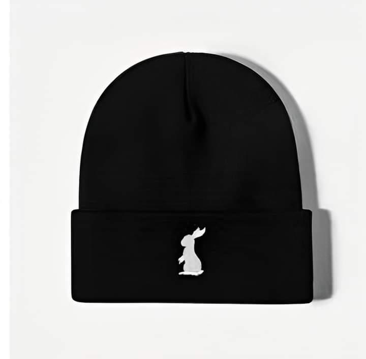 Chapeau/bonnet lapin brodé