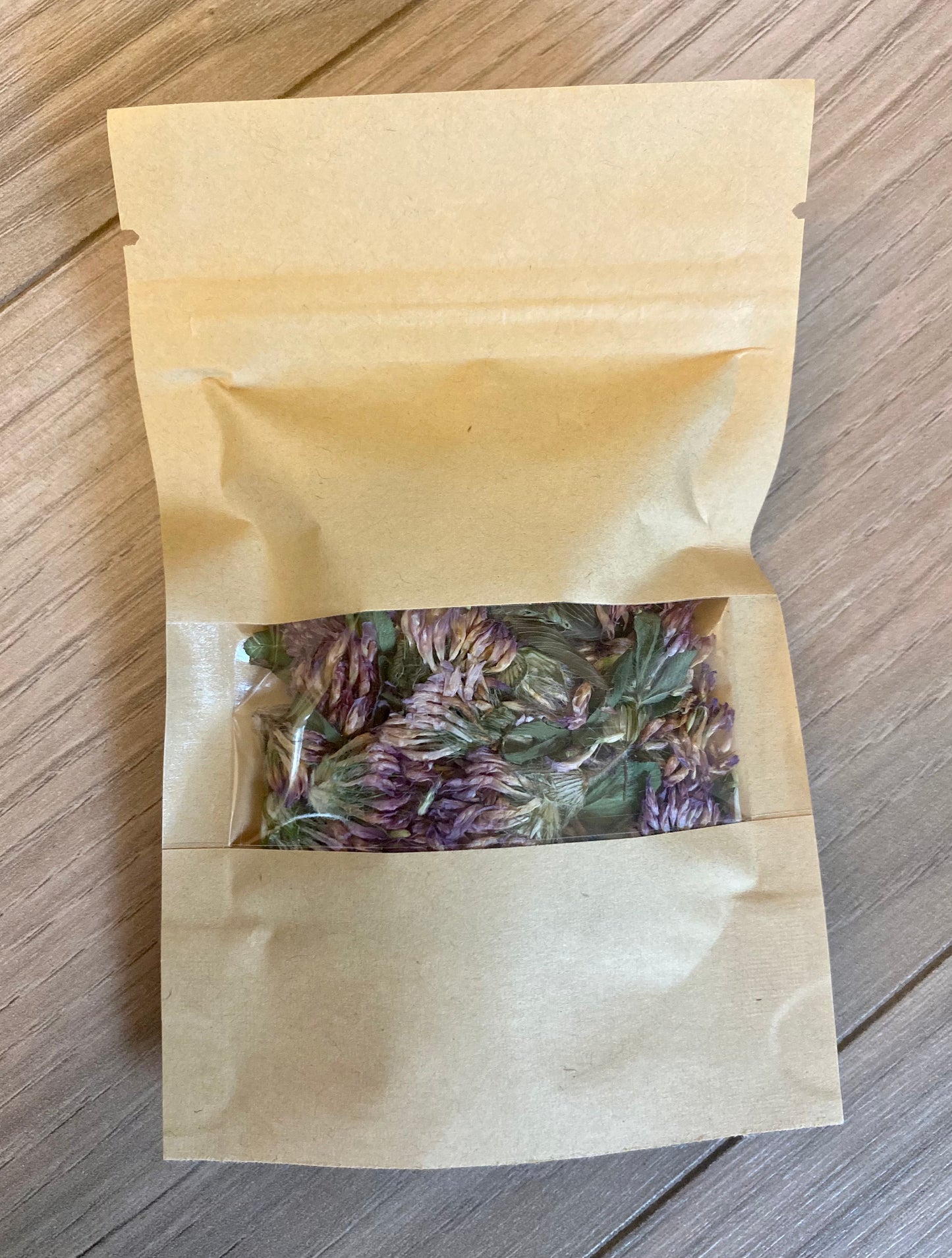 Dehydrated red clover flowers 100% natural - Product of Quebec